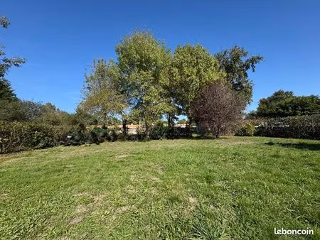 terrain 409 m² saint lumine de clisson