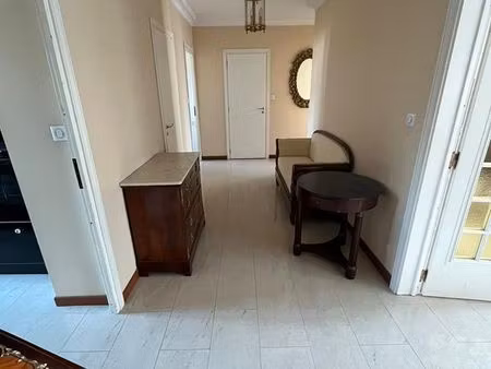 exceptionnel t4 110 m2 dernier étage - balcons sans vis à vis -piscine - résidence henri i