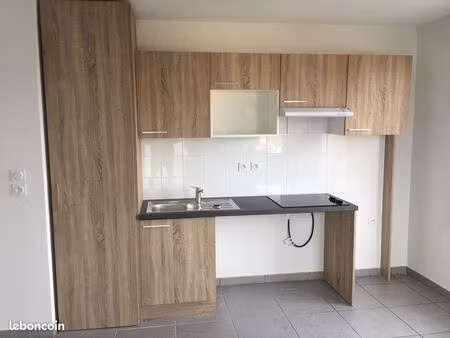 t3 de 63m² 1er etage - rocade sortie 8 rue gabriel moussa