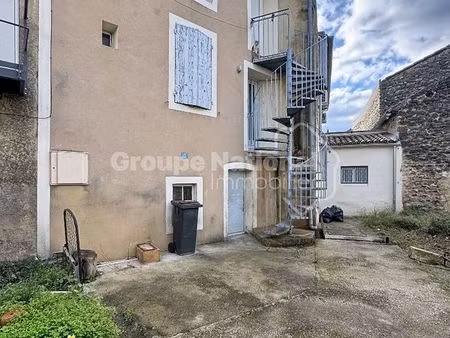 immeuble 4 pièces 63 m²