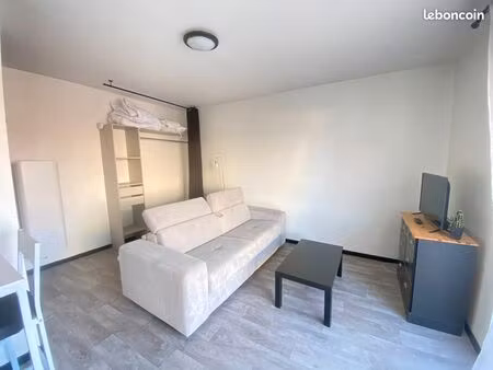 studio 1 pièce 24 m²