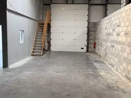 location local industriel