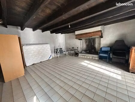 ferme 180 m² allaire
