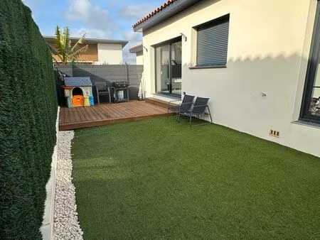 villa 4 pièces 95 m2