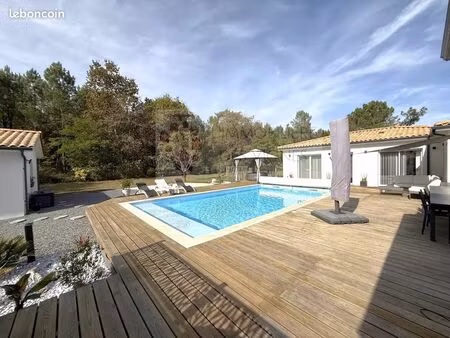 maison 7 pièces 178 m²