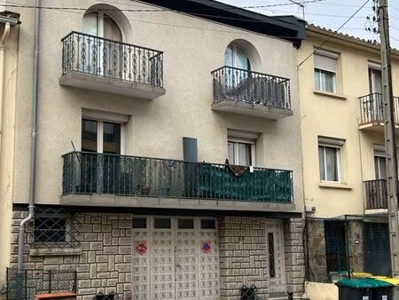 immeuble de 10 appartements bon quartier