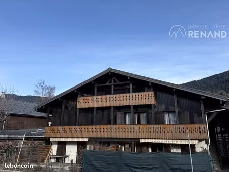 loft 4 pièces 122 m²