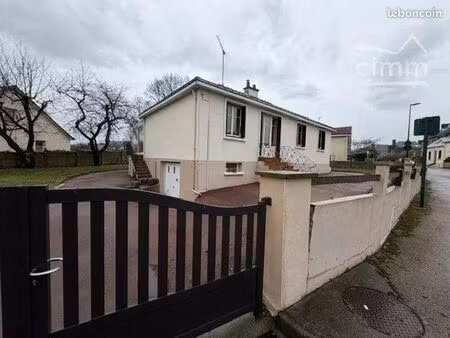 maison 6 pièces 82 m²