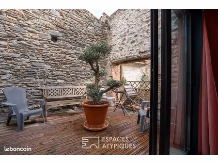 propriété 6 pièces 220 m²