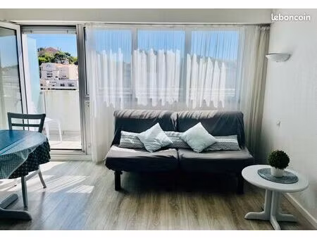 studio cabine avec balcon et parking