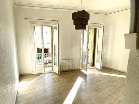 location appartement t3 thuir