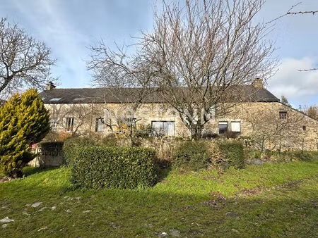 longère en pierre  avec maison d'habitation 122 m² potentiel 170 m² et maison louée 85 m²