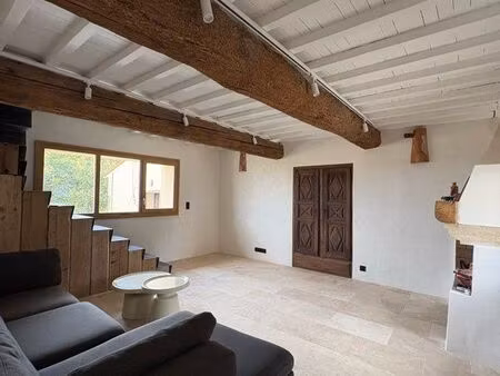 maison atypique meublée à louer – quartier recherché