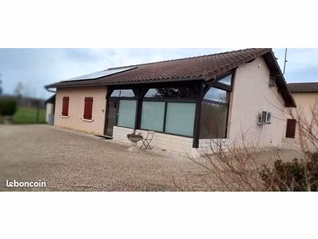 maison de plain-pied avec prestations de qualité