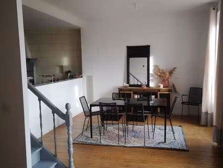 à vendre – maison de caractère rénovée avec vue imprenable sur la vallée du thouet