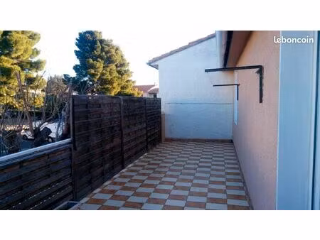 f3 avec terrasse 20m²