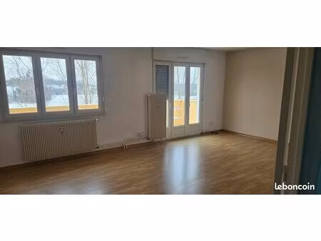 à louer – appartement 3 pièces de 93 m² avec grand balcon – lingolsheim