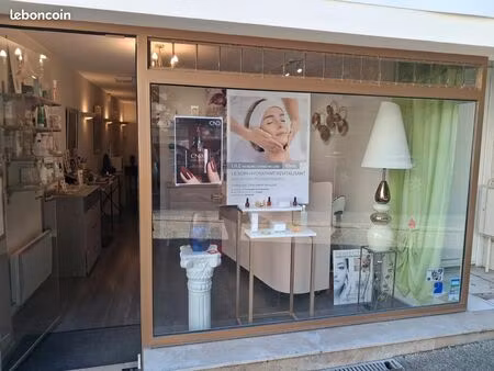 vends institut de beauté cause retraite