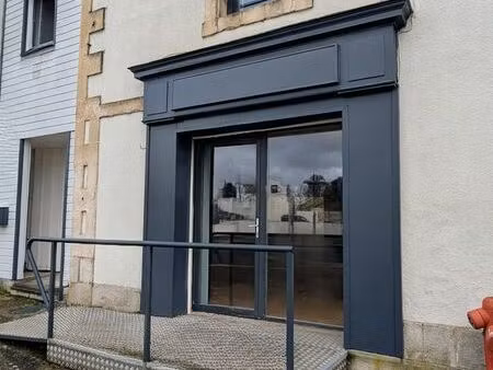 local commercial 144 m² la crèche