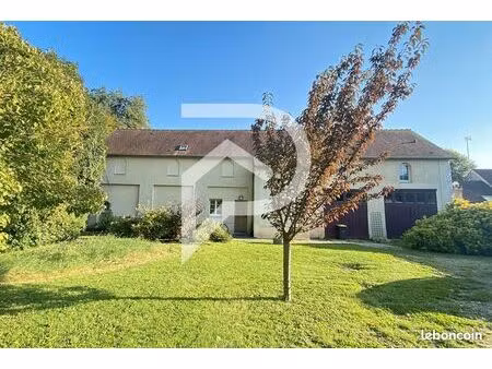 maison 10 pièces 252 m²