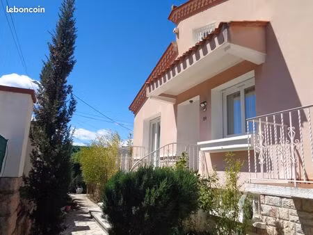 villa de caractère 4 faces vue sur les albères et le canigou