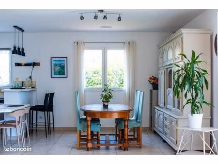 villa familiale -4 faces- 130m2 habitables sur 842m2 de terrain arboré-saint hippolyte