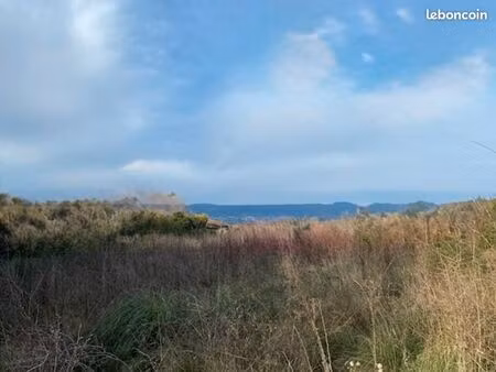 terrain 1 490 m² apt