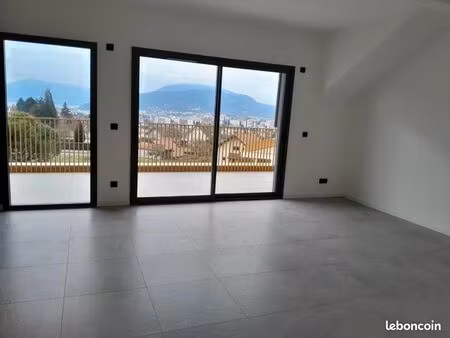 appartement 3 pièces 67 m²