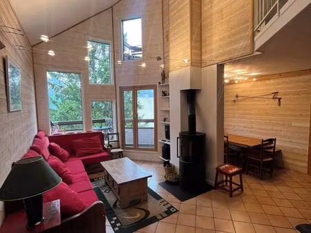 pour vacances en montagne: beau duplex aux pieds de la station  4 chambres en plein cœur a