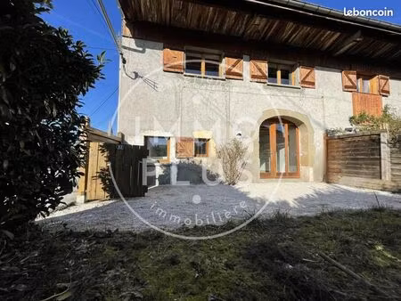 appartement 4 pièces 105 m²