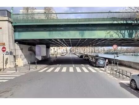 local commercial 187 m²