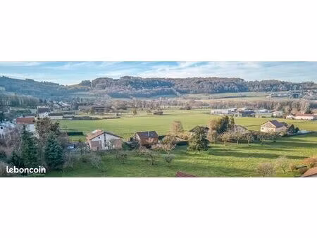 beaumont - belle mitoyenne – au calme à 5 min de la frontière – proche toutes commodités