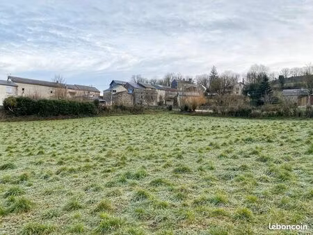 terrain 2600 m² fontrieu