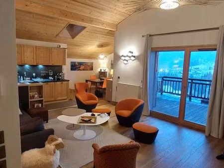 combloux haute savoie très récent  vue imprenable mont blanc au calme du centre village