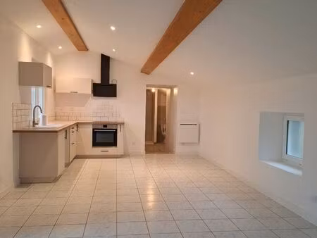 appartement t3 refait à neuf