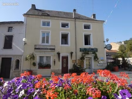 maison habitation et/ou commerce 210m2