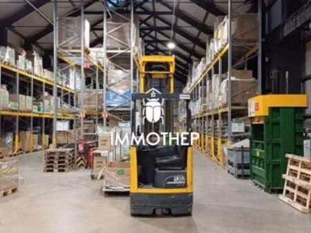 local 1500 m² le cheylas