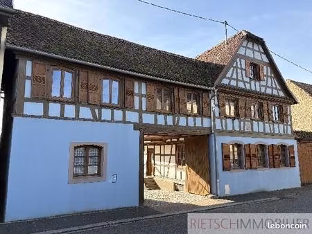 propriété 10 pièces 251 m²