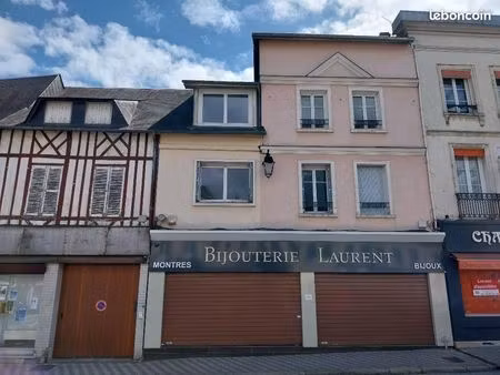 immeuble de rapport 250 m² le neubourg