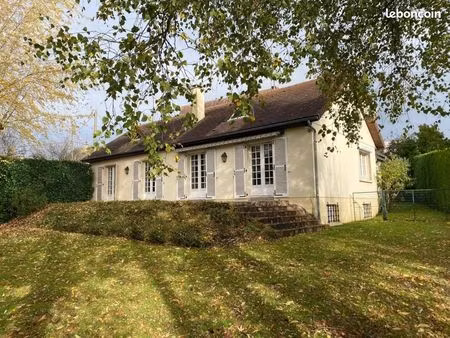 maison 6 pièces 136 m²