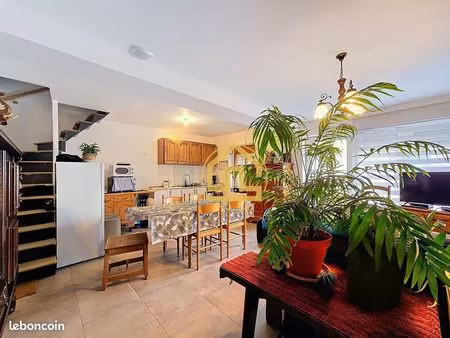 propriété 3 pièces 64 m²