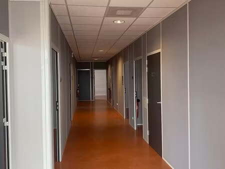 albi  zone albitech  ensemble de bureaux à louer