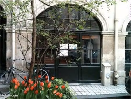 bureau a louer paris 10