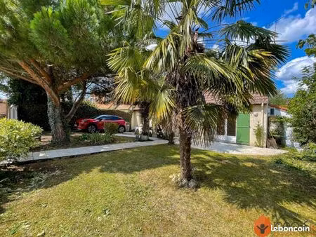 maison 8 pièces 148 m²