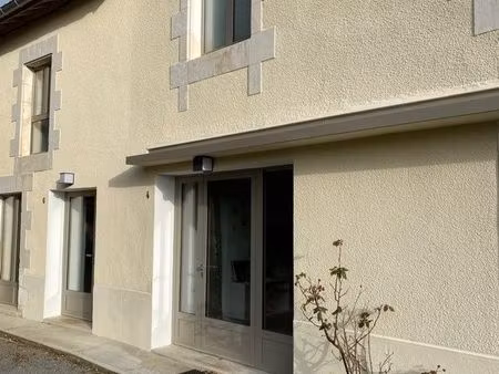 à louer duplex 47 m2 cœur de vivonne