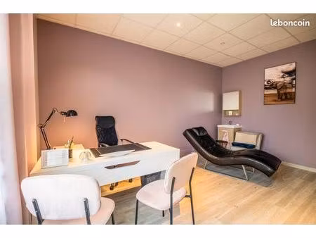 location cabinet paramédical