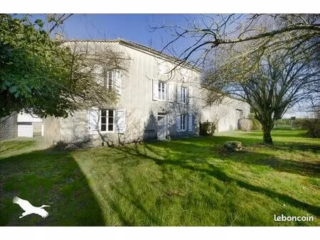 ferme 4 pièces 100 m²