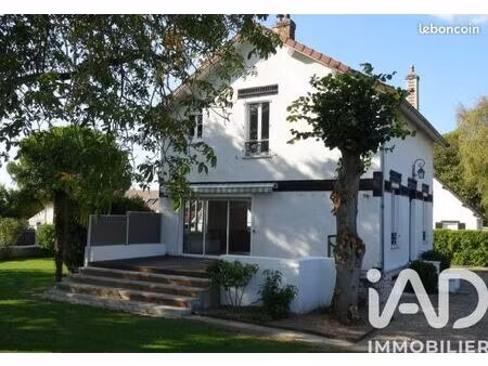 maison 5 pièces 137 m²