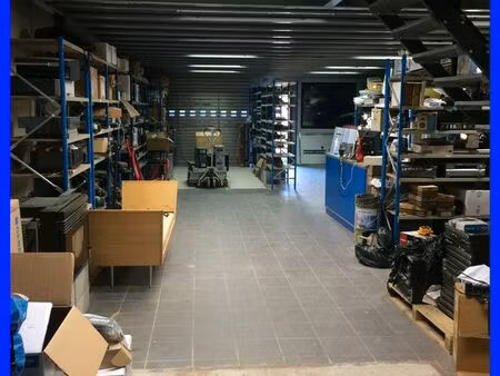 local bureau hangar garage plu favorable pour loft +terrain 362m2 extension possible