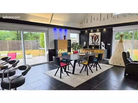 maison 5 pièces 160 m²